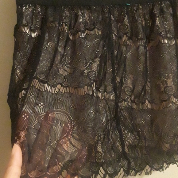 Xhilaration skirt women size Medium - Picture 4 of 6